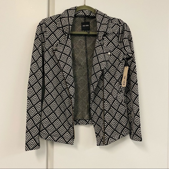 Nic+Zoe Sweater Jacket, would fit a size Small. Black and white - Picture 4 of 8